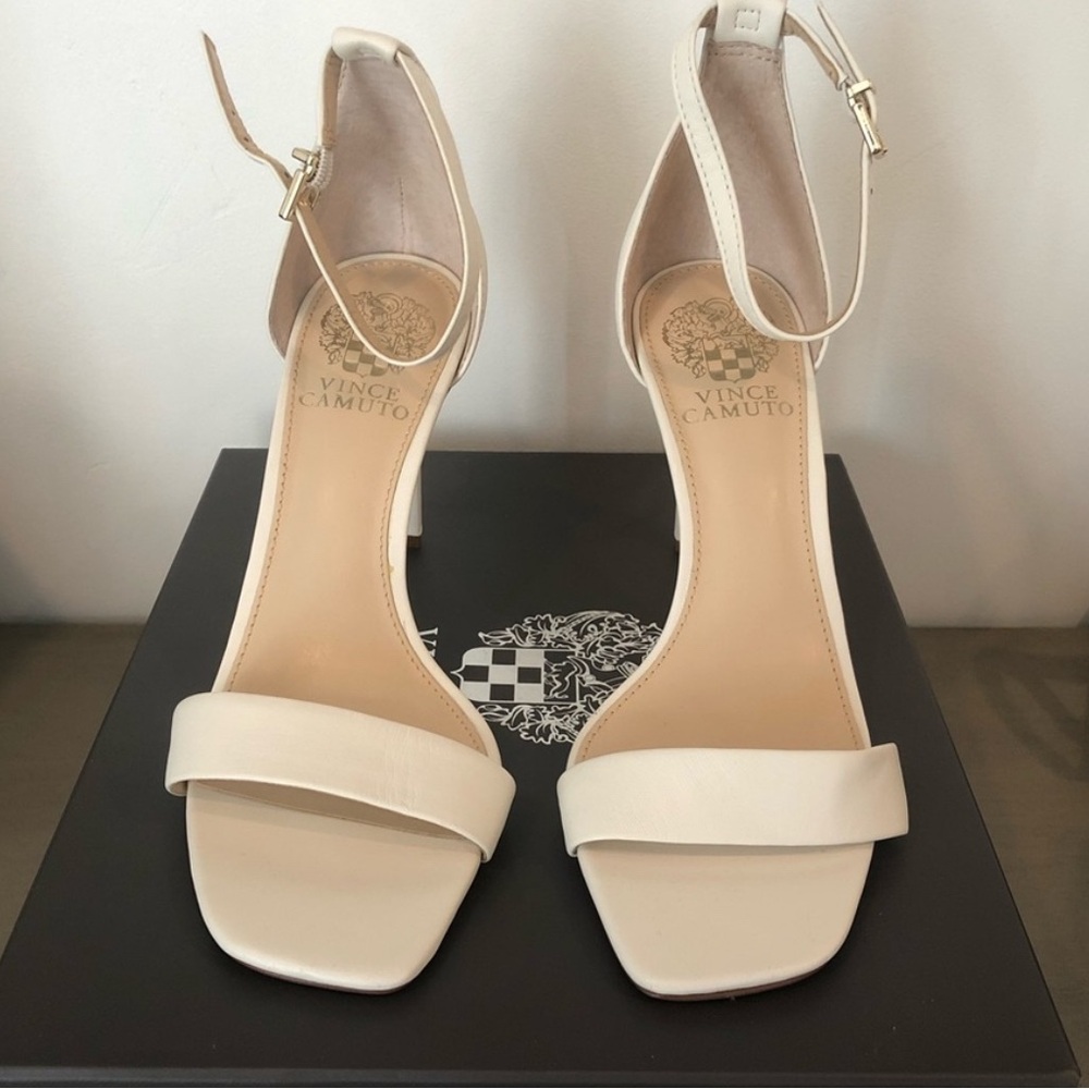 Vince Camuto Women's Lauralie Pump